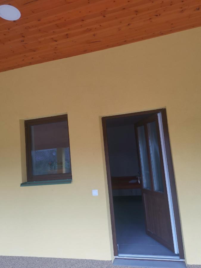 Podlovics Tanya Panzio Apartment Kemecse Exterior foto
