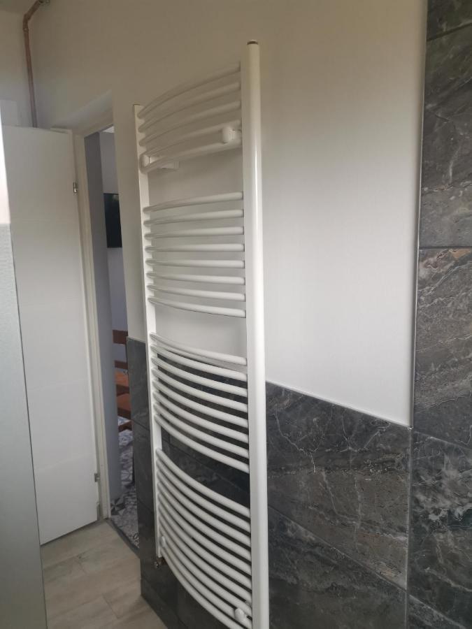 Podlovics Tanya Panzio Apartment Kemecse Exterior foto