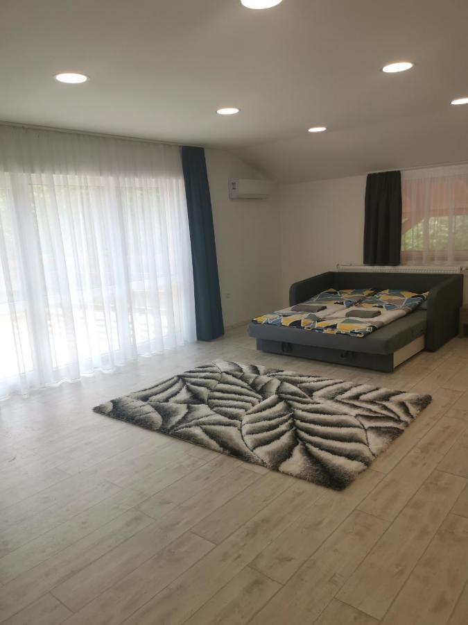 Podlovics Tanya Panzio Apartment Kemecse Exterior foto